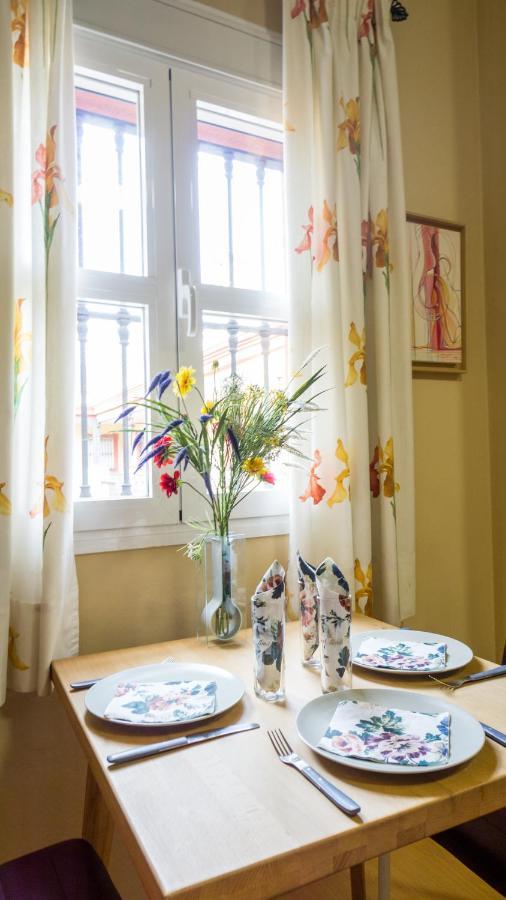Apartamento Rentalsevilla Paseando Por El Palacio De Dueñas *