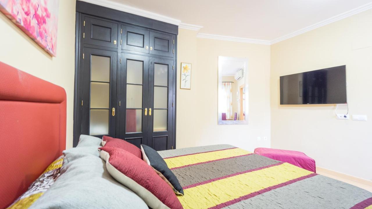 Apartamento Rentalsevilla Paseando Por El Palacio De Dueñas