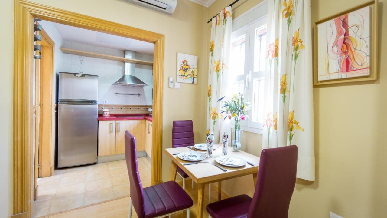 Apartamento Rentalsevilla Paseando Por El Palacio De Dueñas